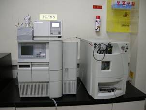 06.고분해능액체크로마토그래피질량분석기(LCMS)
